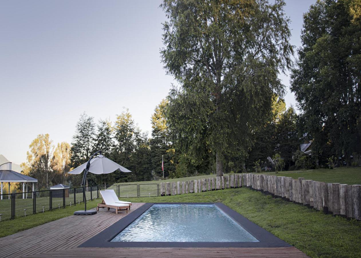 Das Dorf Hotel Пукон Екстер'єр фото